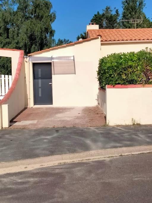 Maison Independante 35M² Classee Proche D'Ylium. Олон-сюр-Мер Екстер'єр фото